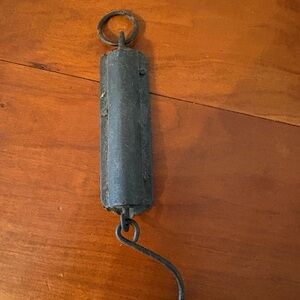 Antique Cast Iron Hanging Spring Scale Balance Farm Tool
